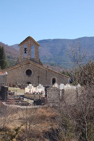 L'église paroissiale Saint Sauveur...