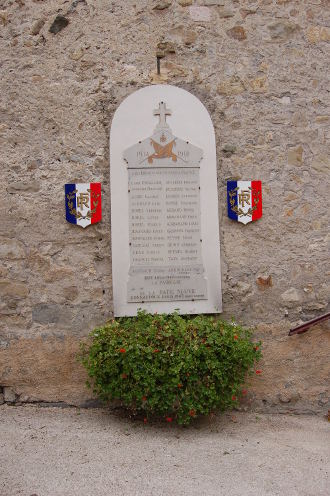Le monument aux morts de <strong>La Bâtie-Neuve</strong>