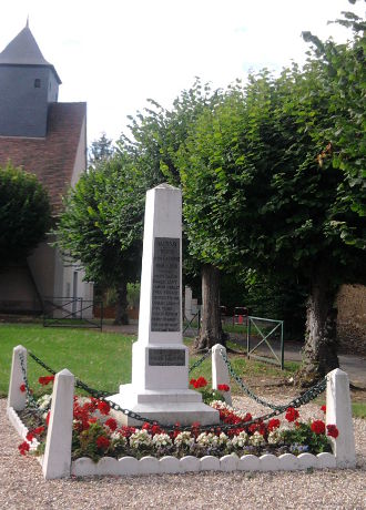 Le monument aux morts de Saussay
