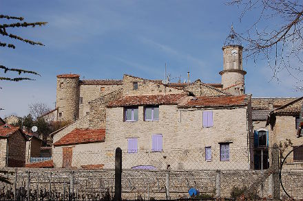 Château, tour et campanile...